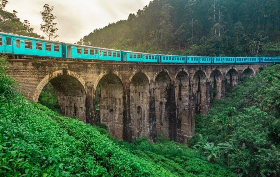 Train Ride - Sri Lanka