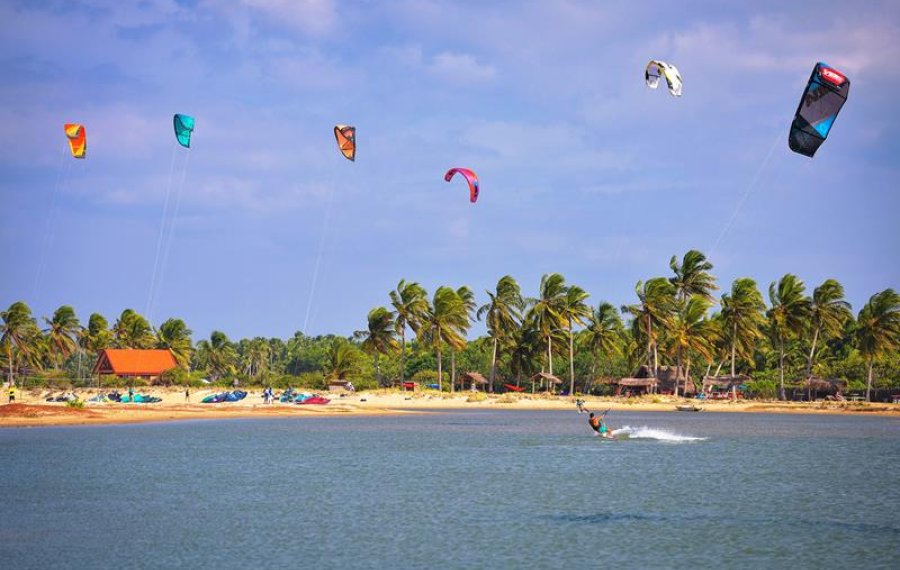 Kitesurfing - Sri Lanka