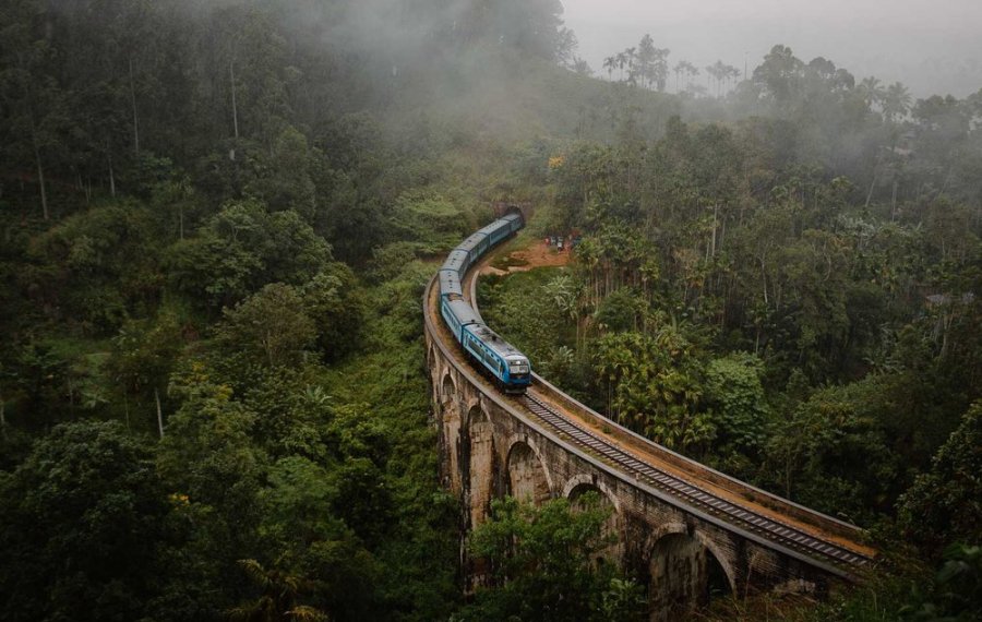 Train Ride - Sri Lanka