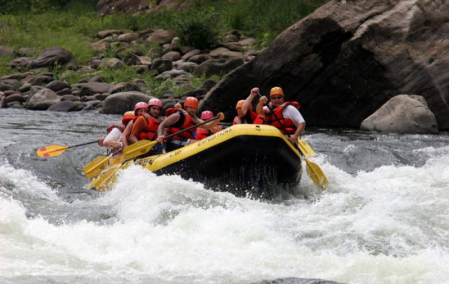 White water rafting  Blumentravels